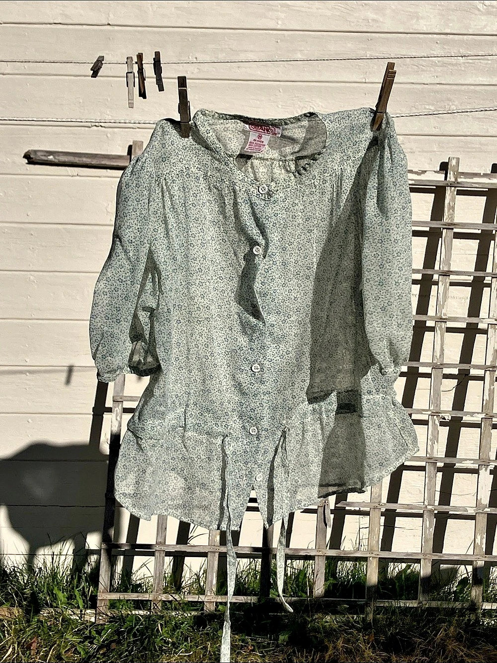 Vintage Floral Blouse in Blue & White Size Small